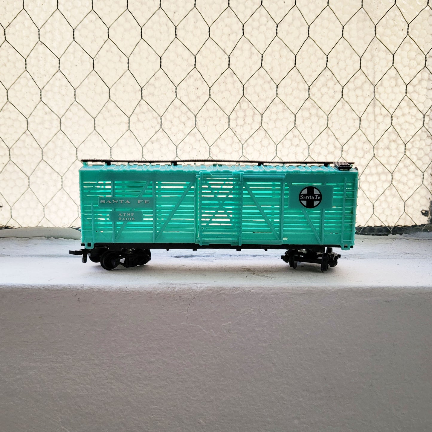 HO model toy 'Santa Fe 04138' train boxcar for graffiti writer gifts and train enthusiasts. 